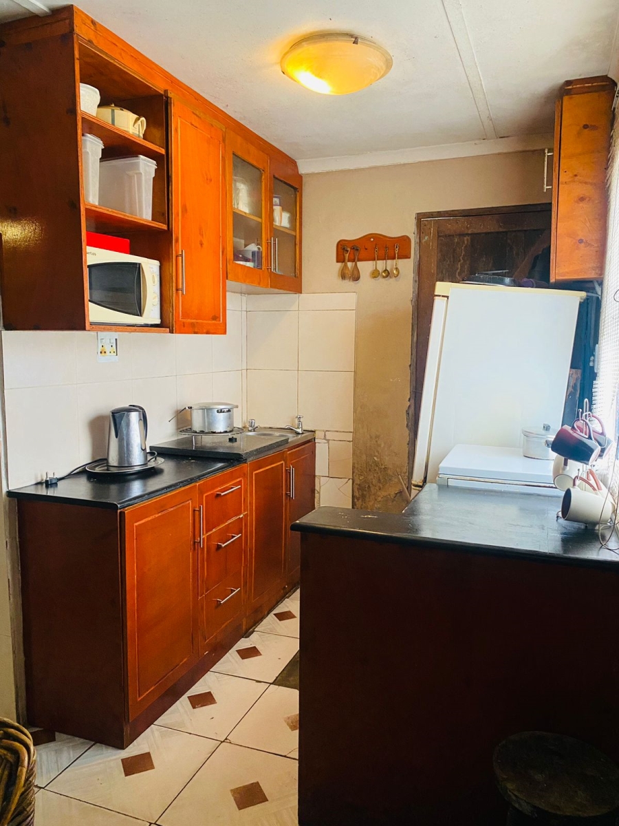 2 Bedroom Property for Sale in Mxolisi Phetani Western Cape